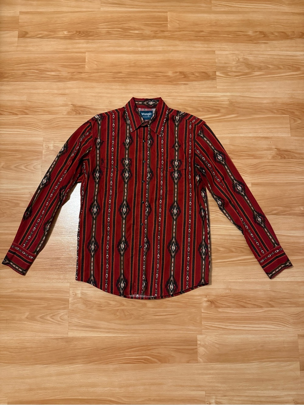 Wrangler Men's Checotah Aztec Pearl Snap